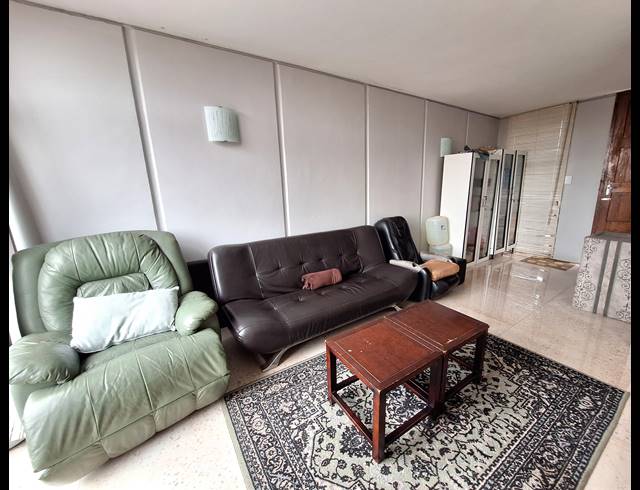 3 BEDROOM APARTMENT TO LET IN ESSENWOOD